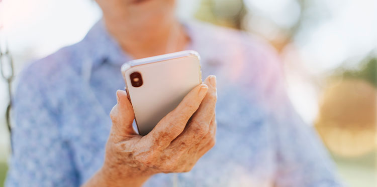 Protecting Seniors Experiencing Cognitive Decline: A Guide to Common Phone Scams and How to Stay Safe