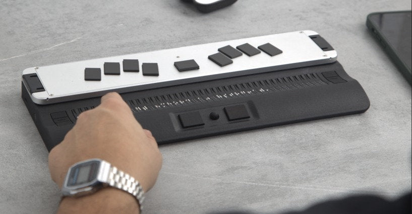 Activator: The all new iOs Braille System