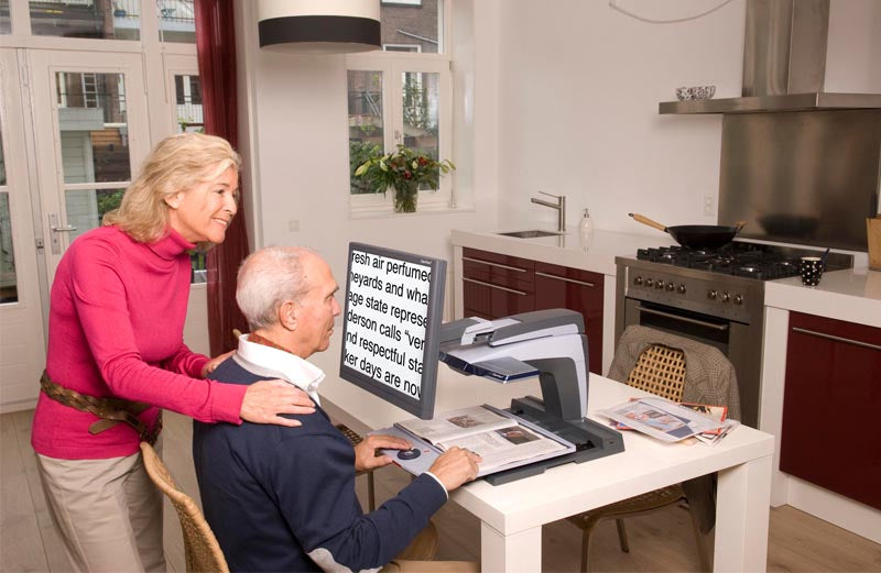 ClearView+ Colour 22-inch with standard arm