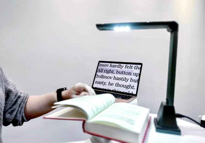 Read Desk Your portable Reading Companion