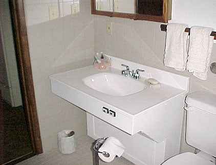 Wheelchair Approach Adjustable Sink
