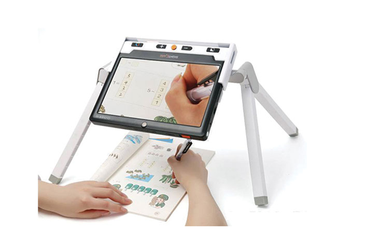 Clover 7 HD Auto Focus Video Electronic 7" Magnifier - Stand