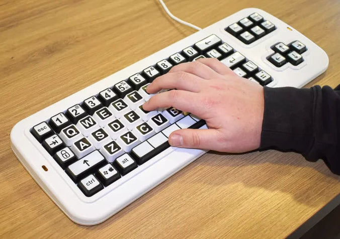 Clevy Keyguard Contrast - 4