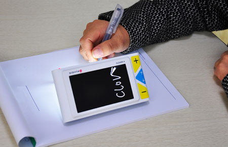 Clover 4 Handheld 4.3" Video Magnifier - 4