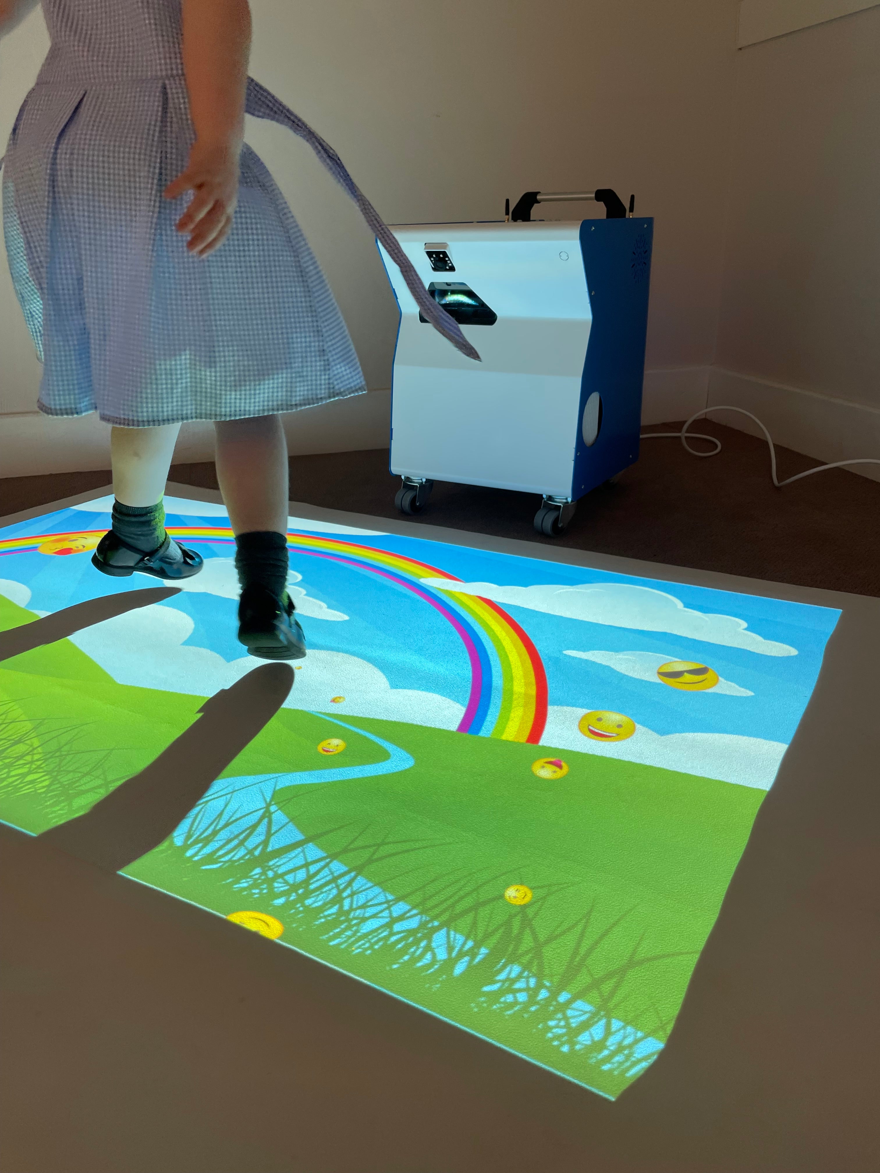 SENse Mini Portable Interactive System - 10