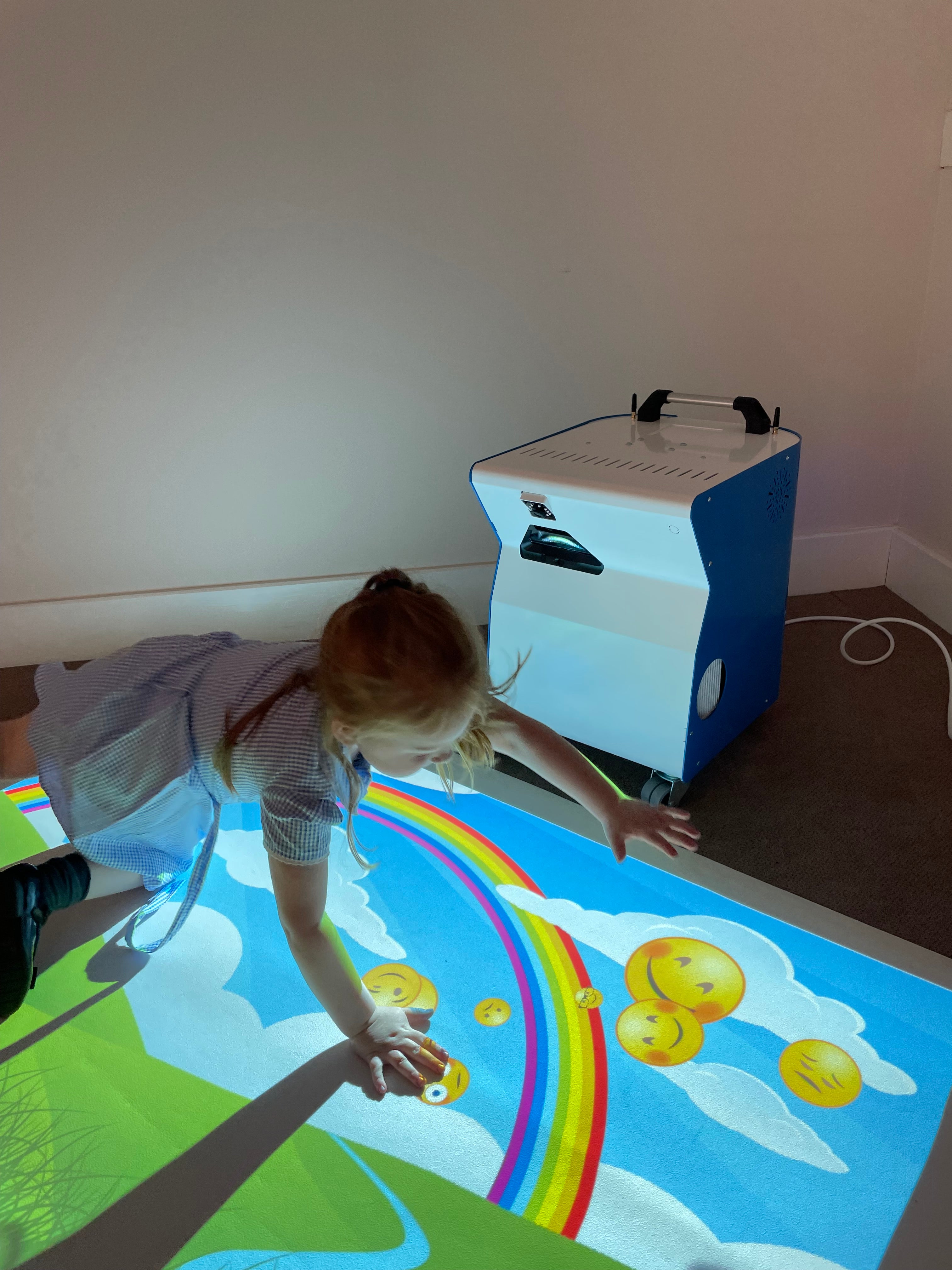 SENse Mini Portable Interactive System - 8