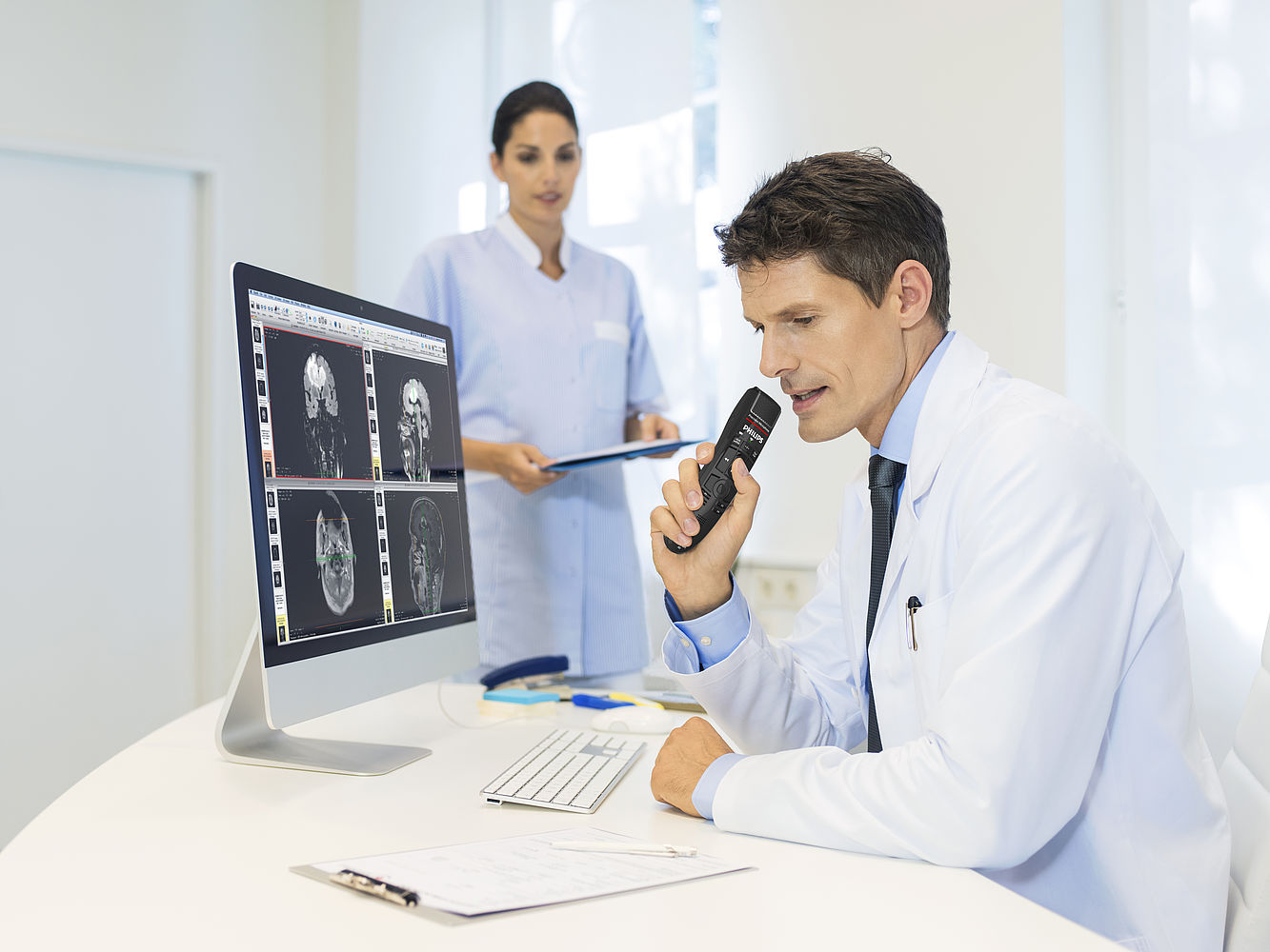 SpeechMike Wireless Dictation Microphone