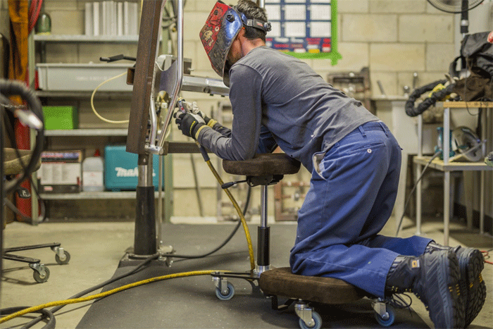 STAG4-WELDING Ergo Stool