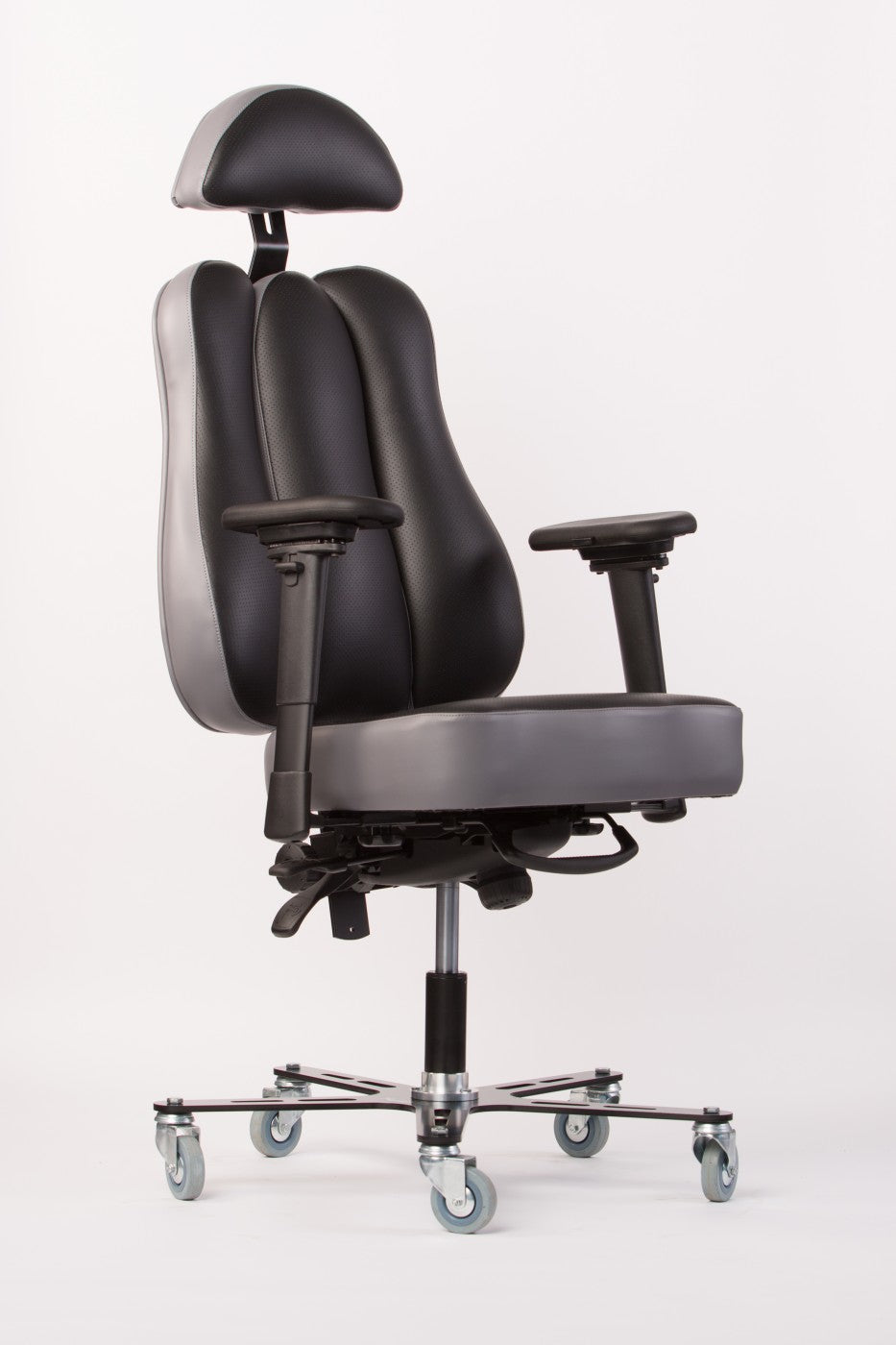 SYNERGO II Synetik Ergonomics