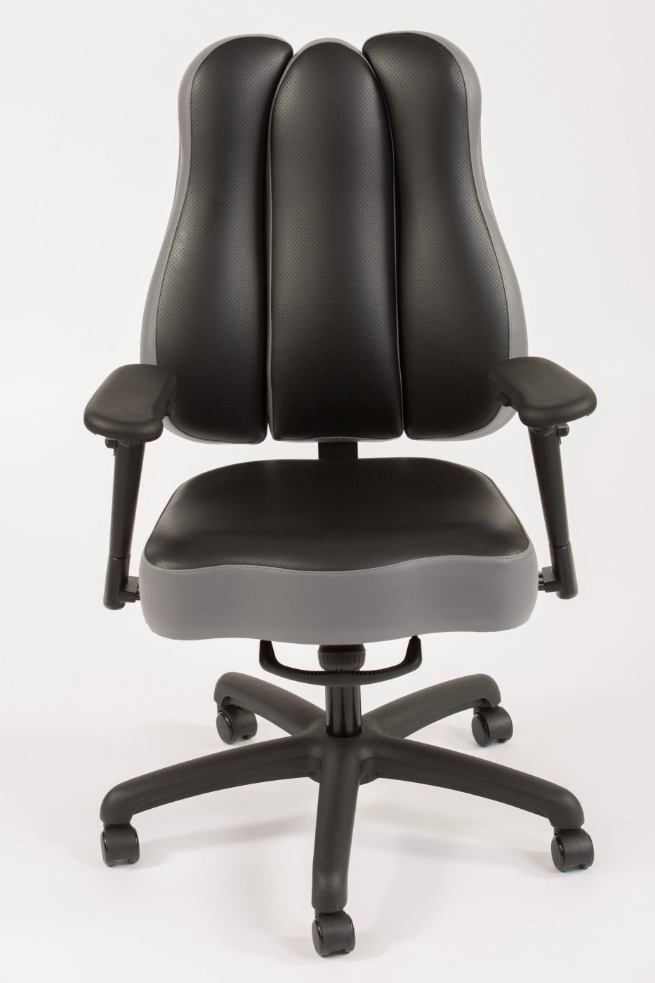 SYNERGO II Synetik Ergonomics