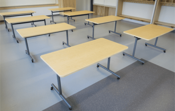 Vitesse Flip-Top Table