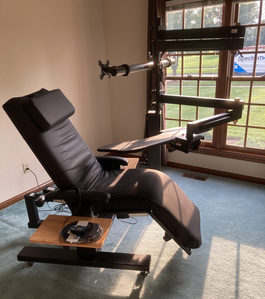 How Rich Beat Hip Pain and Returned to Work in Software Architecture with a Zero Gravity Workstation 0