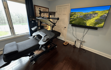 How Jess Beat Back Pain with the Zero Gravity Workstation 0b