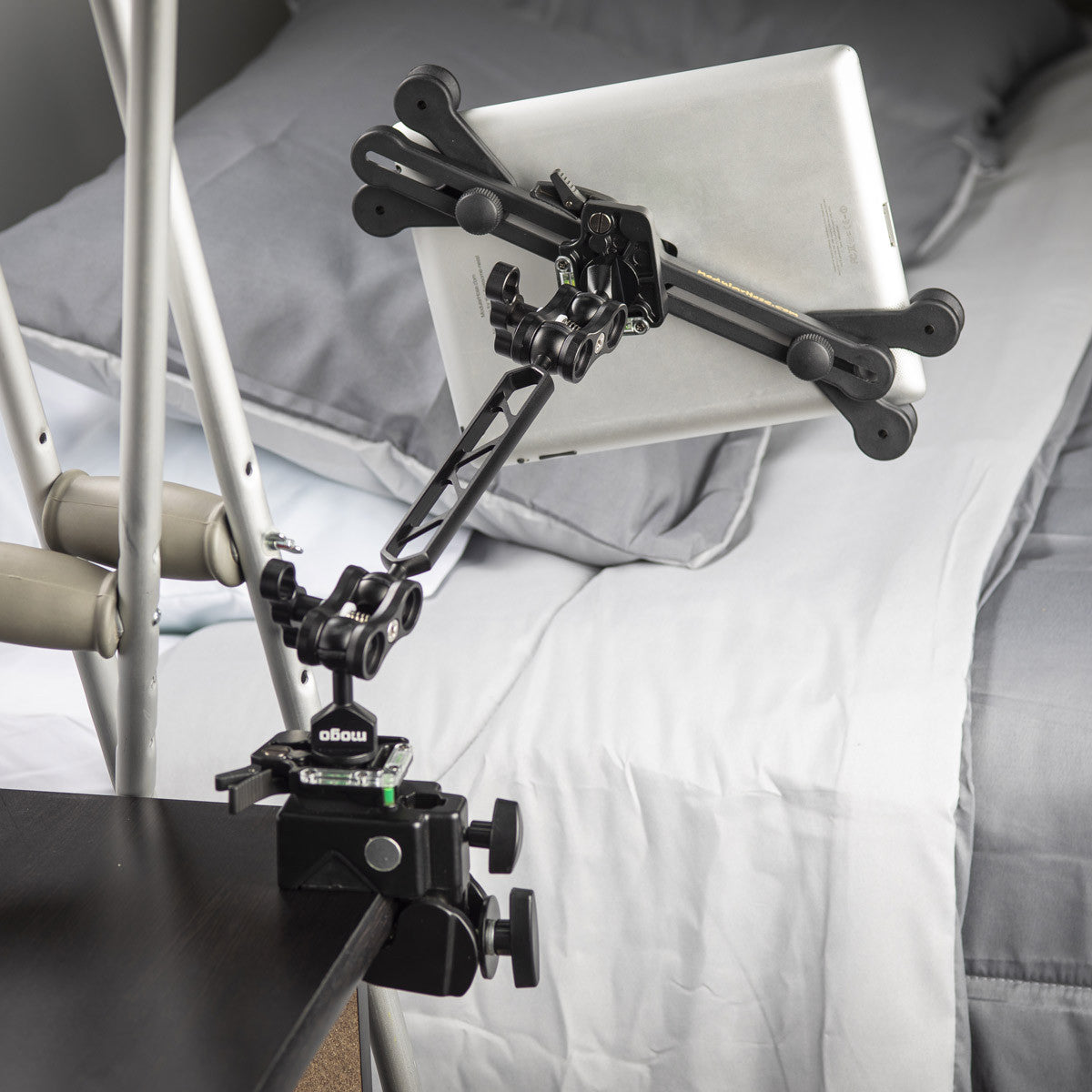 Mogo Adjustable Clamp with QuickClick Holding iPad