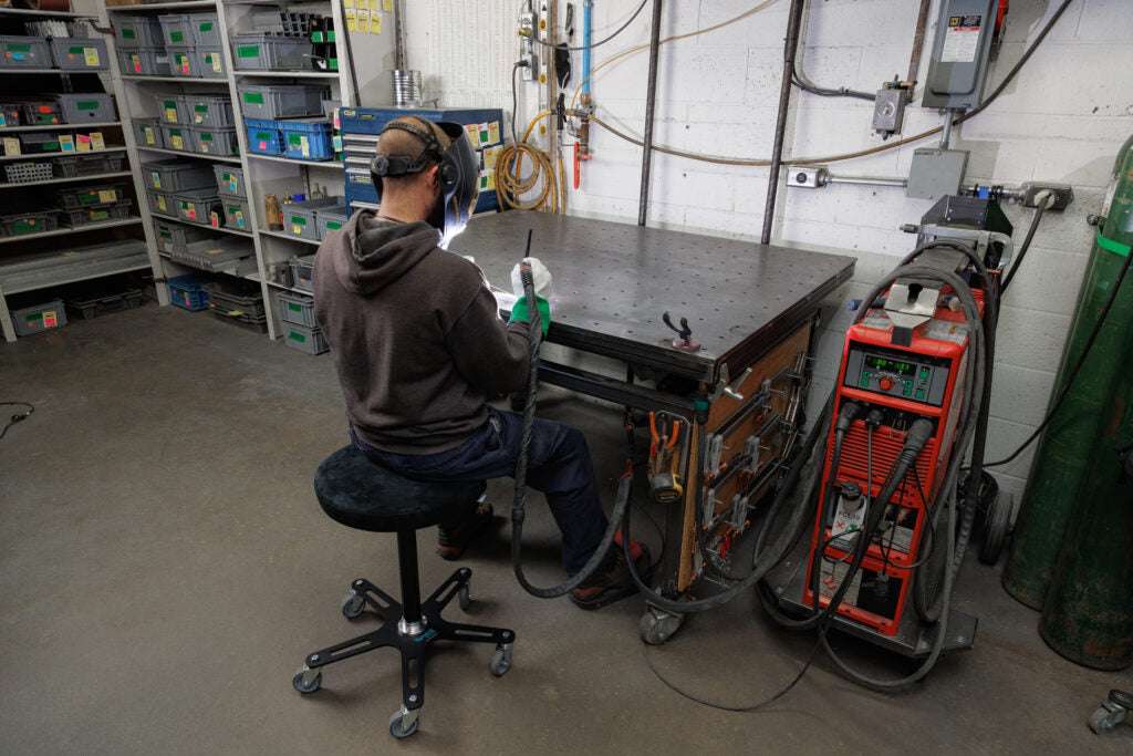 OMNISTOOL welding stool - 2