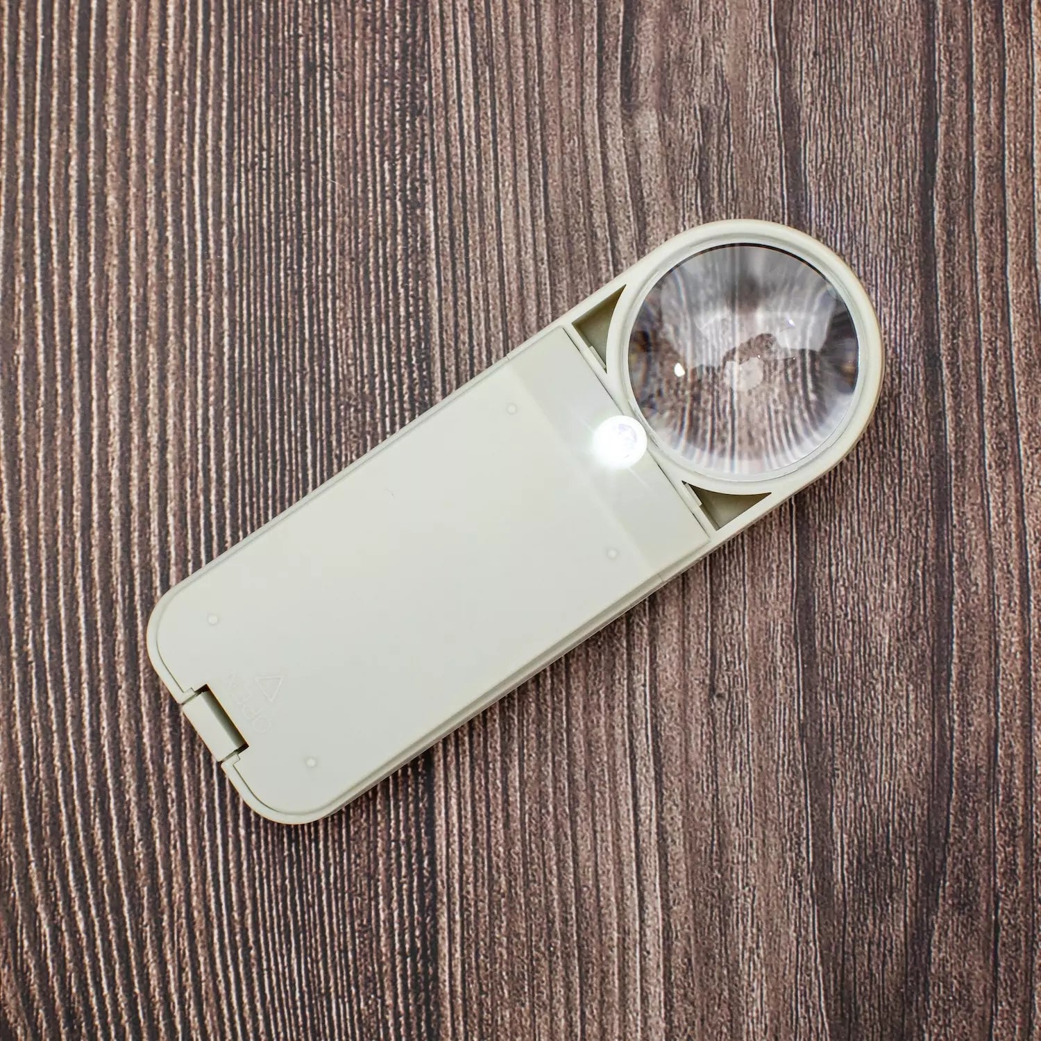 HandHeld LED Lighted 7x Magnifier - 3